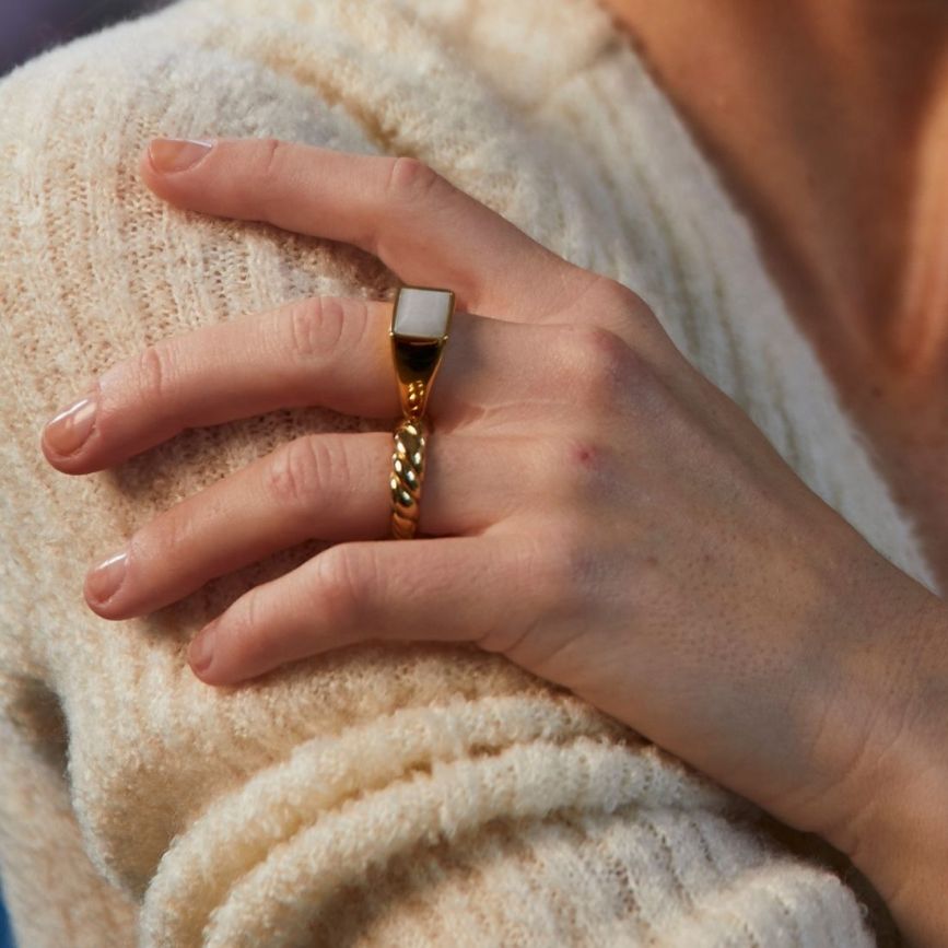 月光石图章戒指