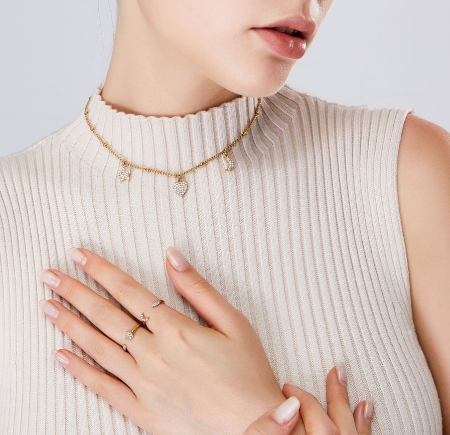 三部曲之月亮戒指